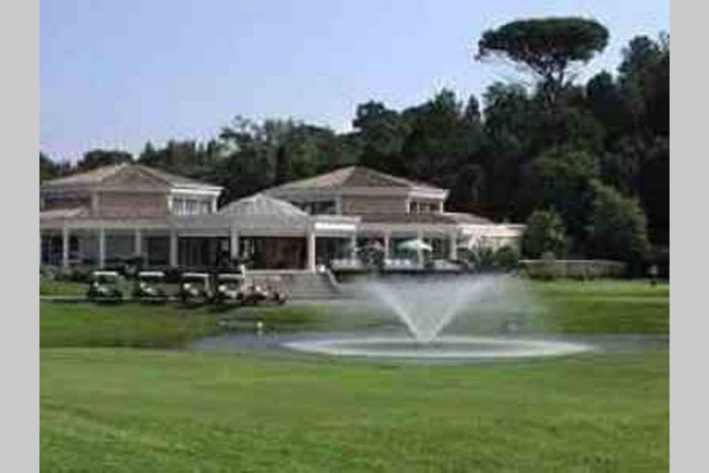 Апартаменты Riviera Golf De Barbossi Indiana Мандельё-ла-Напуль Экстерьер фото