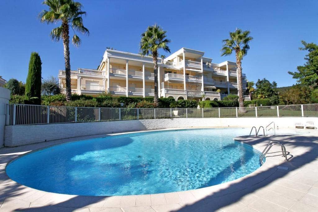 Апартаменты Riviera Golf De Barbossi Indiana Мандельё-ла-Напуль Экстерьер фото